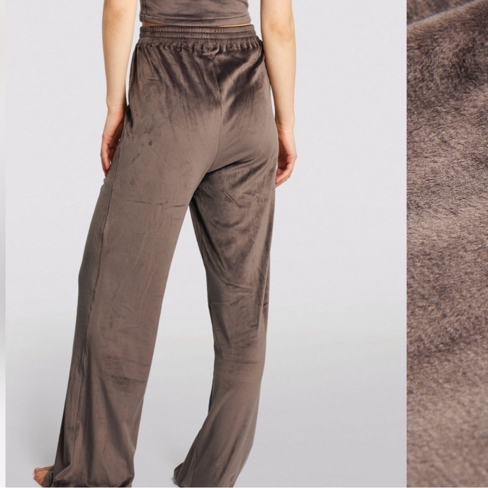 Skims Velour Wide-Leg Sweatpants Brown Large - Picture 2 of 7
